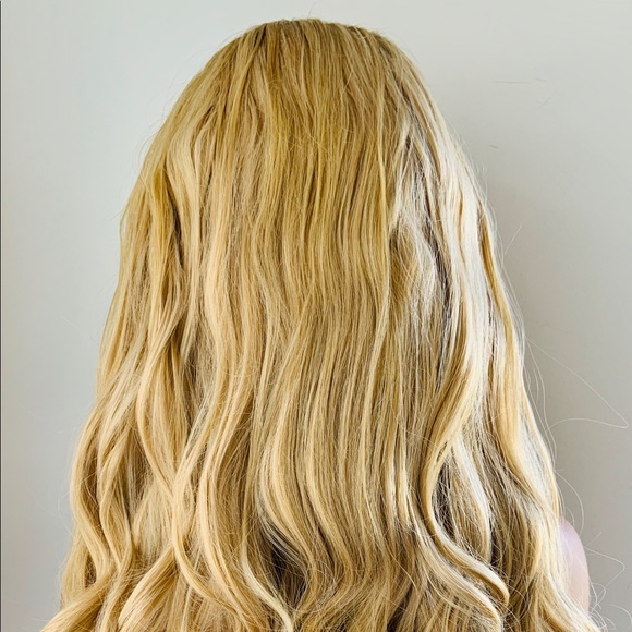 26” Ombre Honey Blonde 13x2.5 Lace Front Synthetic Wig - Picture 15 of 16